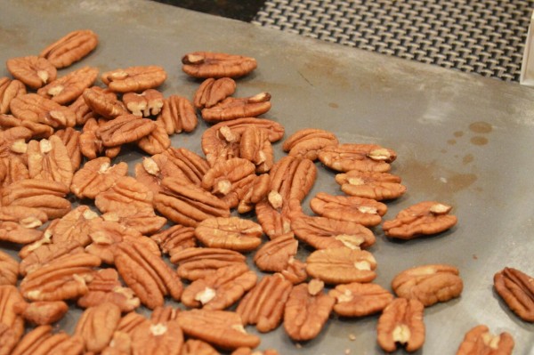 Raisin Pecan Oatmeal Cookies