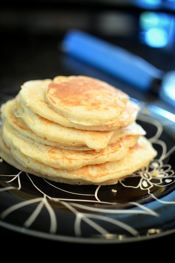 Sugar-Free Almond Flour Pancakes | That Square Plate