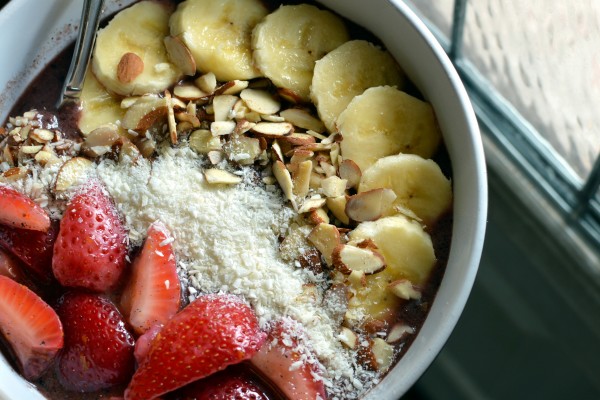 Acai Bowl | That Square Plate