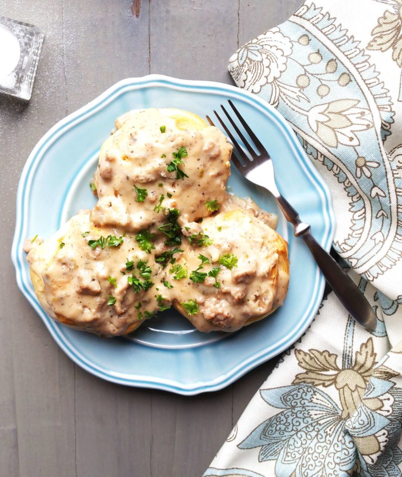 Spicy Turkey Sausage Gravy from 3 Yummy Tummies