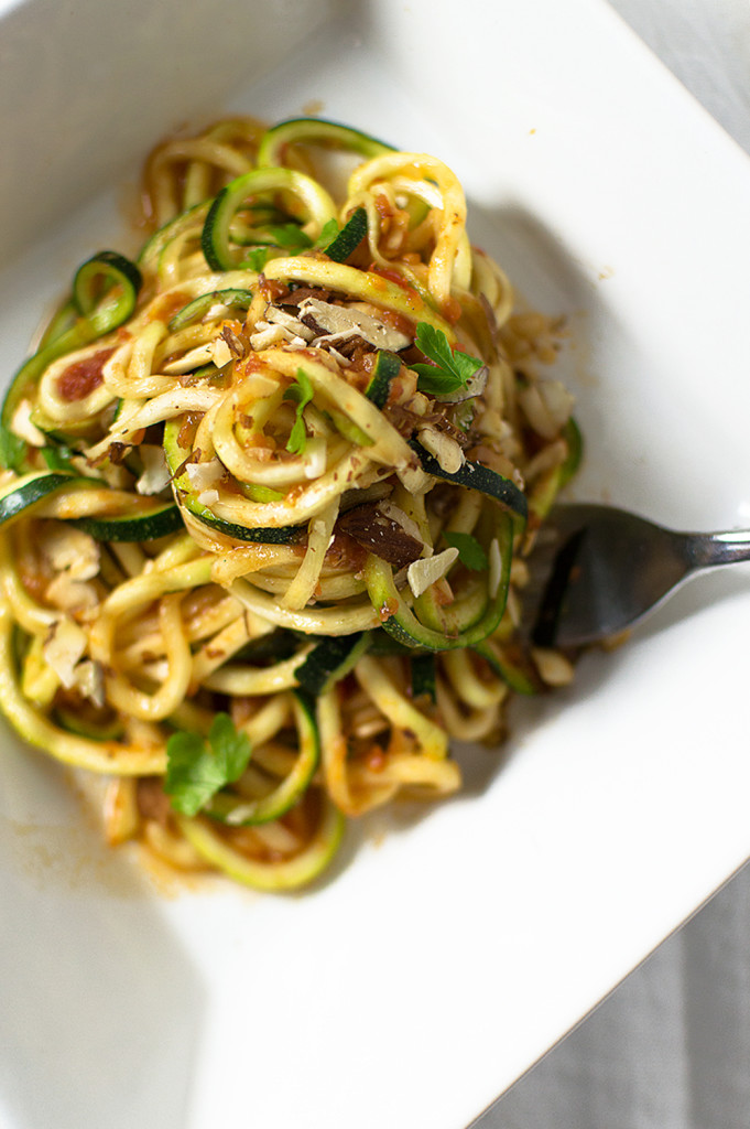 Loved how these Moroccan-inspired zoodles turned out. I really wanted to use some harissa I had just bought, so I combined it with tons of other Moroccan flavors and made a sauce that was DY-NA-MITE!