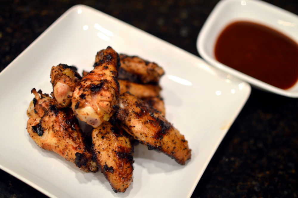 Chicken Wings with Molasses Barbecue Sauce