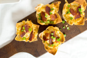 Handheld bacon + mac n cheese bites!! Don't forget to add scalions for garnish -- because you need those veggies! ha!